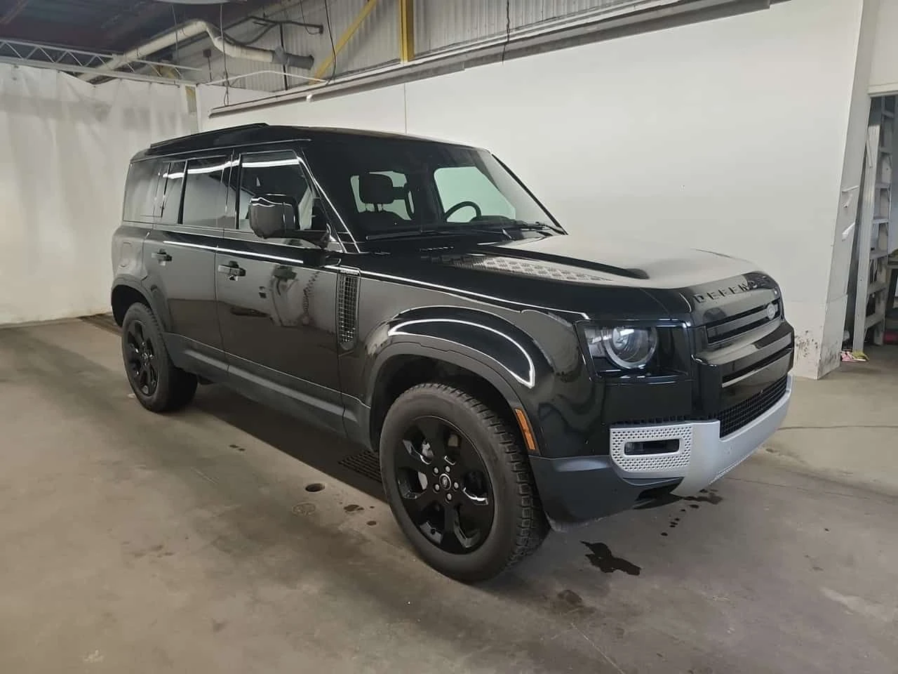 Land Rover Defender S| 360| HUD| PANO| ОБДУХВАНЕ| 2 КЛЮЧА, снимка 2 - Автомобили и джипове - 54376551