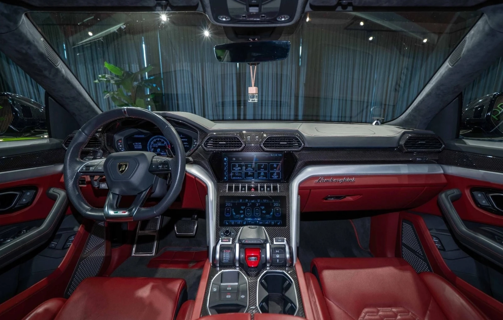 Lamborghini Urus 4.0 V8 AWD Carbon Package, снимка 5 - Автомобили и джипове - 54625270