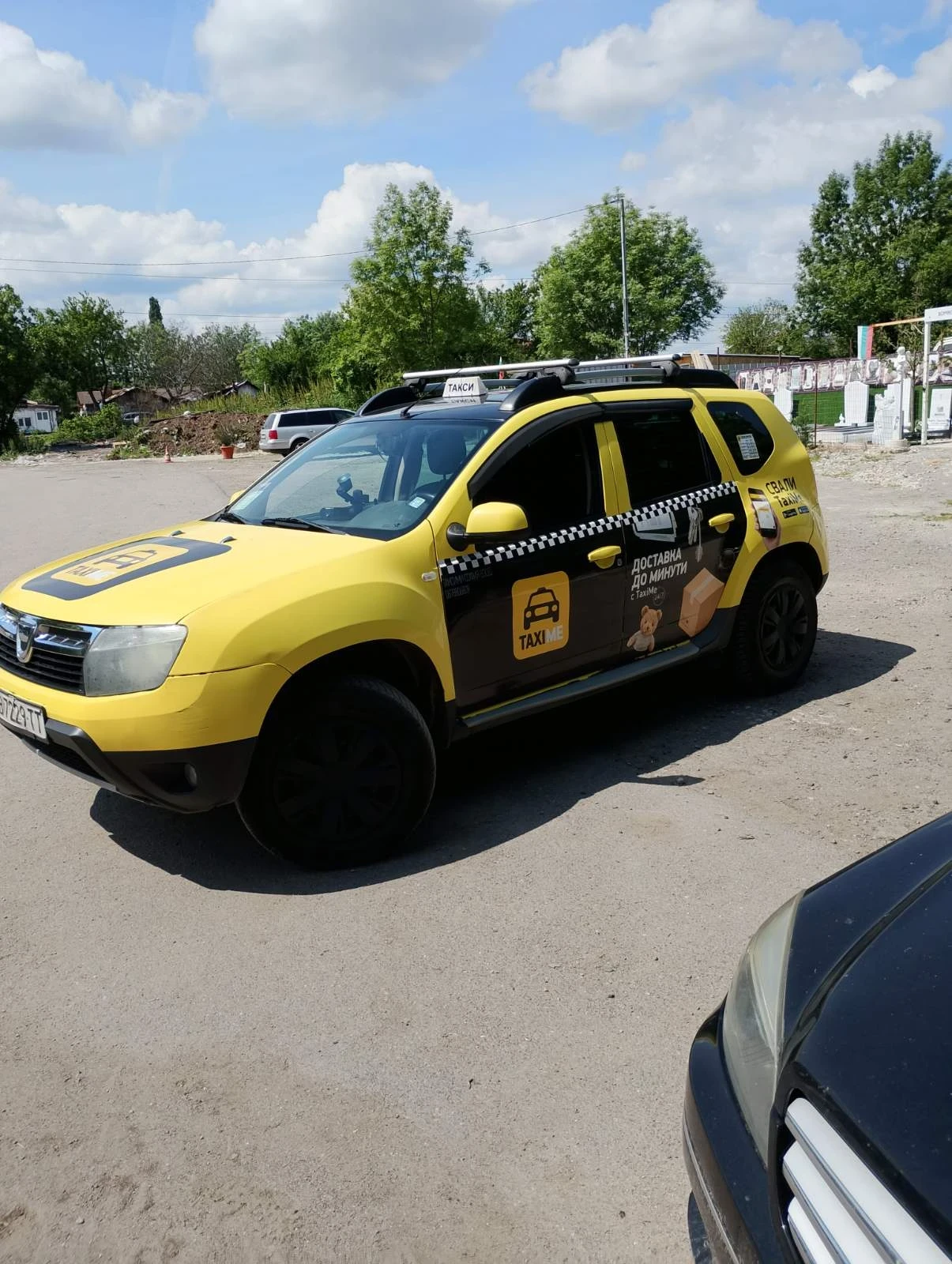 Dacia Duster, снимка 2 - Автомобили и джипове - 54634317