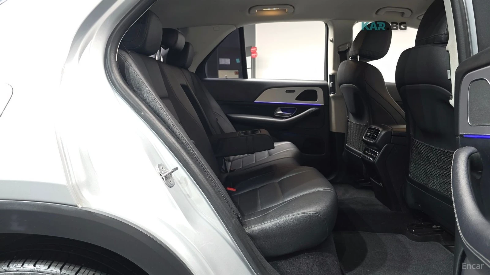 Mercedes-Benz GLE 300 * 4MATIC* КОЖА* ПОДГРЕВ* КАМЕРА* KEYLESS* , снимка 10 - Автомобили и джипове - 54660113
