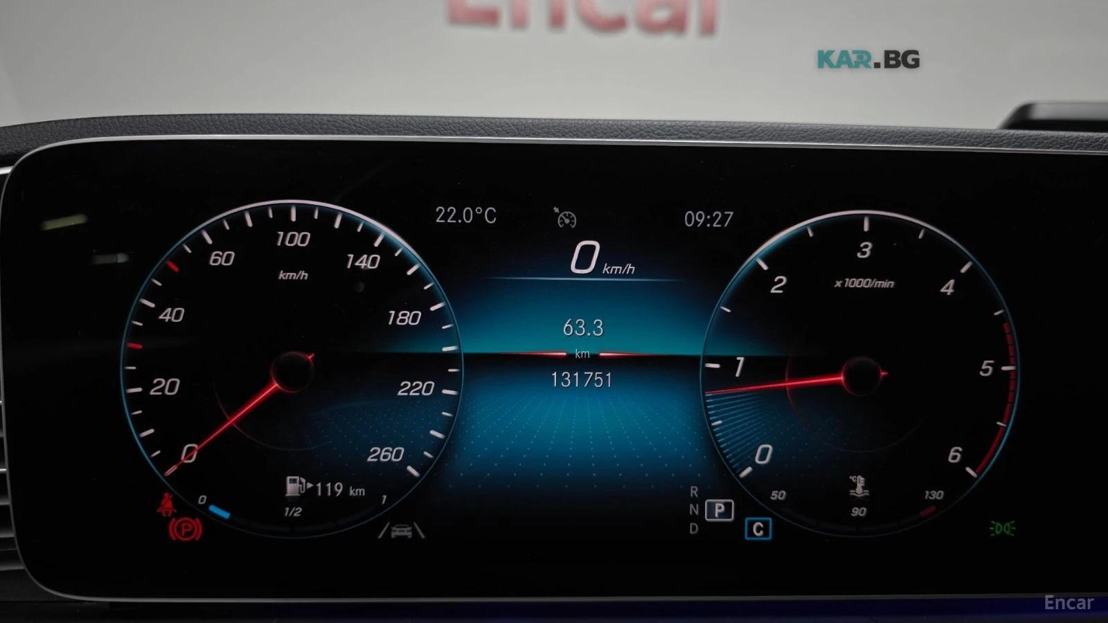Mercedes-Benz GLE 300 * 4MATIC* КОЖА* ПОДГРЕВ* КАМЕРА* KEYLESS* , снимка 8 - Автомобили и джипове - 54660113