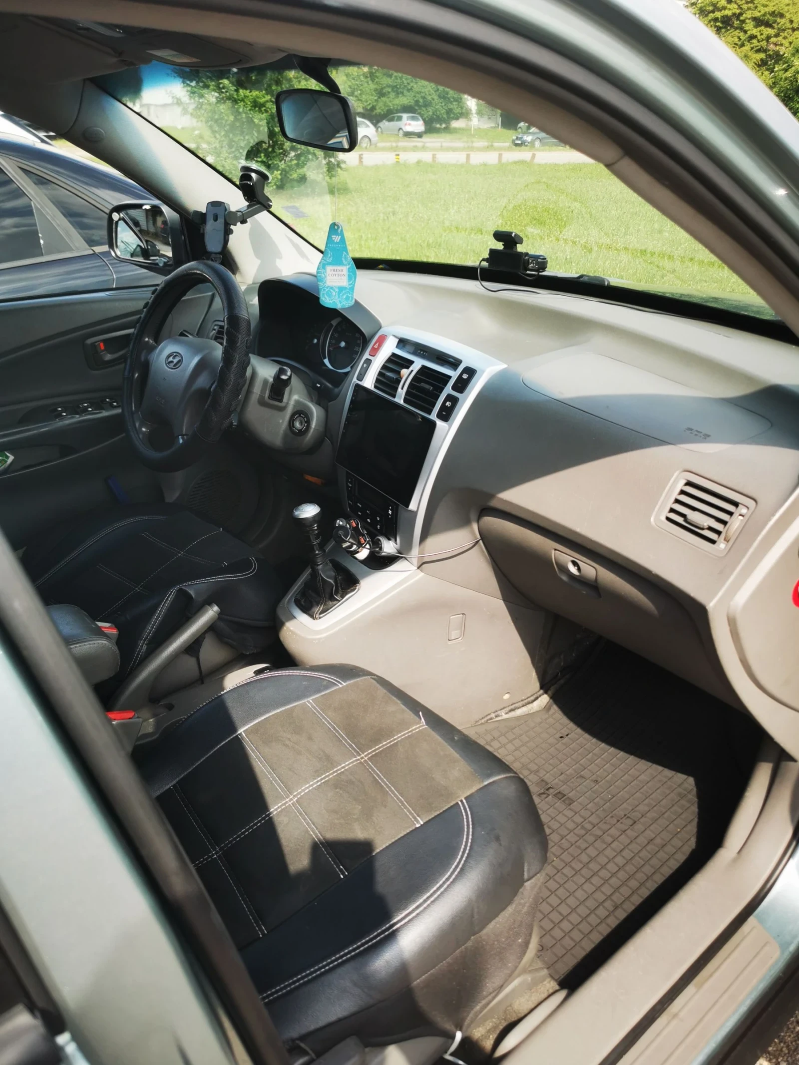Hyundai Tucson, снимка 4 - Автомобили и джипове - 54795611