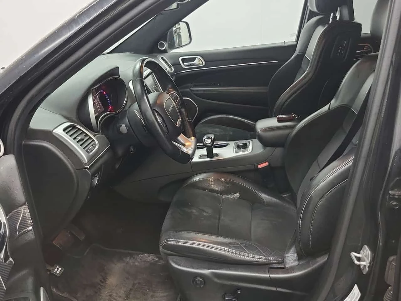 Jeep Grand cherokee * SRT * CARFAX * ОПЦИЯ ЗА ФИНАНСИРАНЕ, снимка 5 - Автомобили и джипове - 54963485