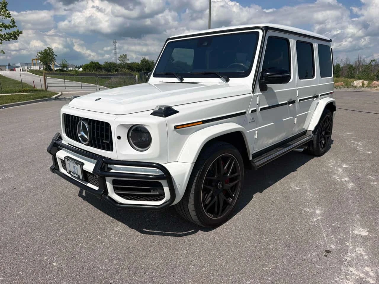 Mercedes-Benz G 63 AMG / ДИСТРОНИК / СЛЕДЕНЕ НА ЛЕНТИ / ОБДУХВАНЕ 