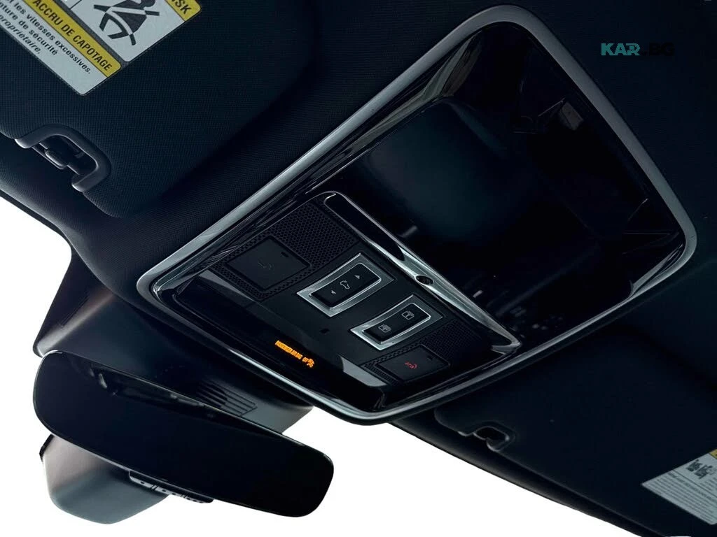 Land Rover Range rover HUD * Pano * 360 * АвтоКредит * (ЦЕНА ДО БГ), снимка 16 - Автомобили и джипове - 56222958
