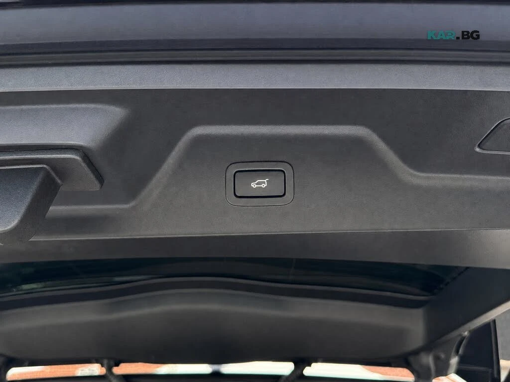 Land Rover Range rover HUD * Pano * 360 * АвтоКредит * (ЦЕНА ДО БГ), снимка 14 - Автомобили и джипове - 56222958