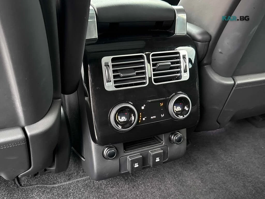 Land Rover Range rover HUD * Pano * 360 * АвтоКредит * (ЦЕНА ДО БГ), снимка 7 - Автомобили и джипове - 56222958