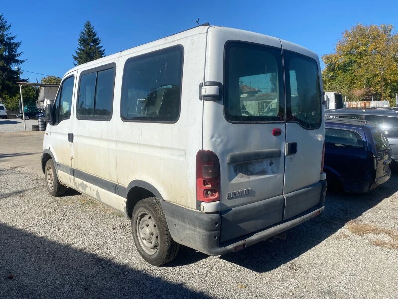 Renault Master 2.5 D НА ЧАСТИ, снимка 3 - Бусове и автобуси - 38370829