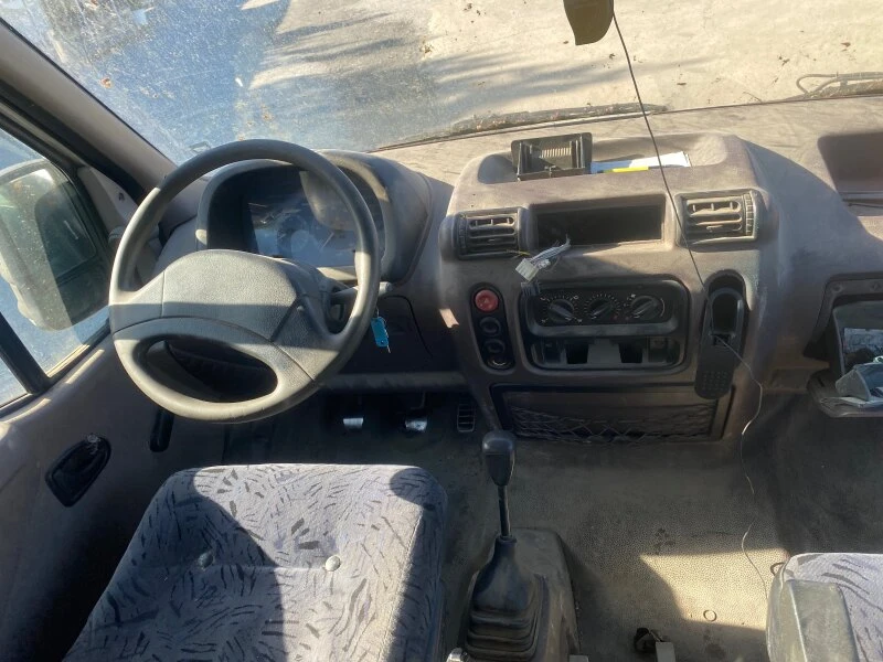 Renault Master 2.5 D НА ЧАСТИ, снимка 11 - Бусове и автобуси - 38370829