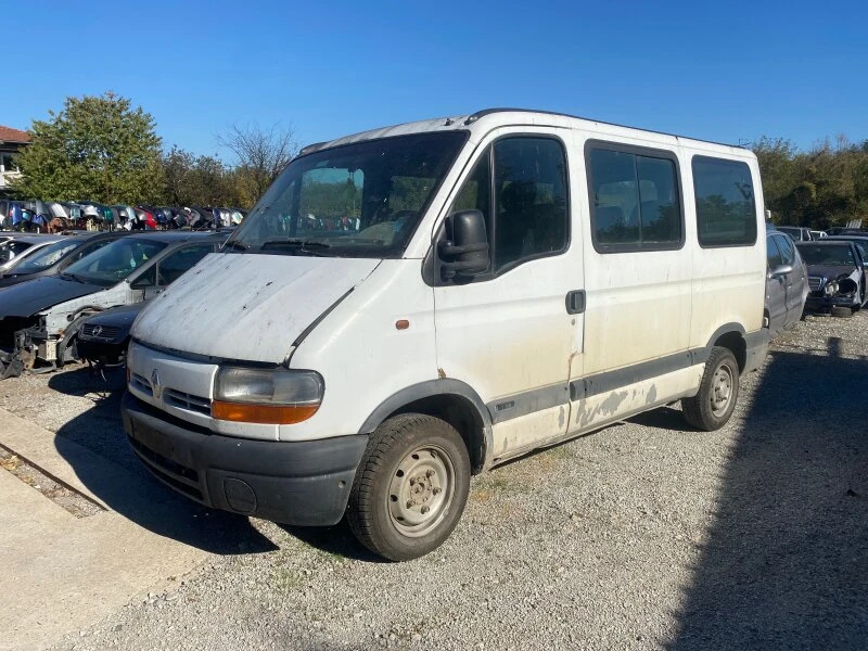 Renault Master 2.5 D НА ЧАСТИ, снимка 2 - Бусове и автобуси - 38370829