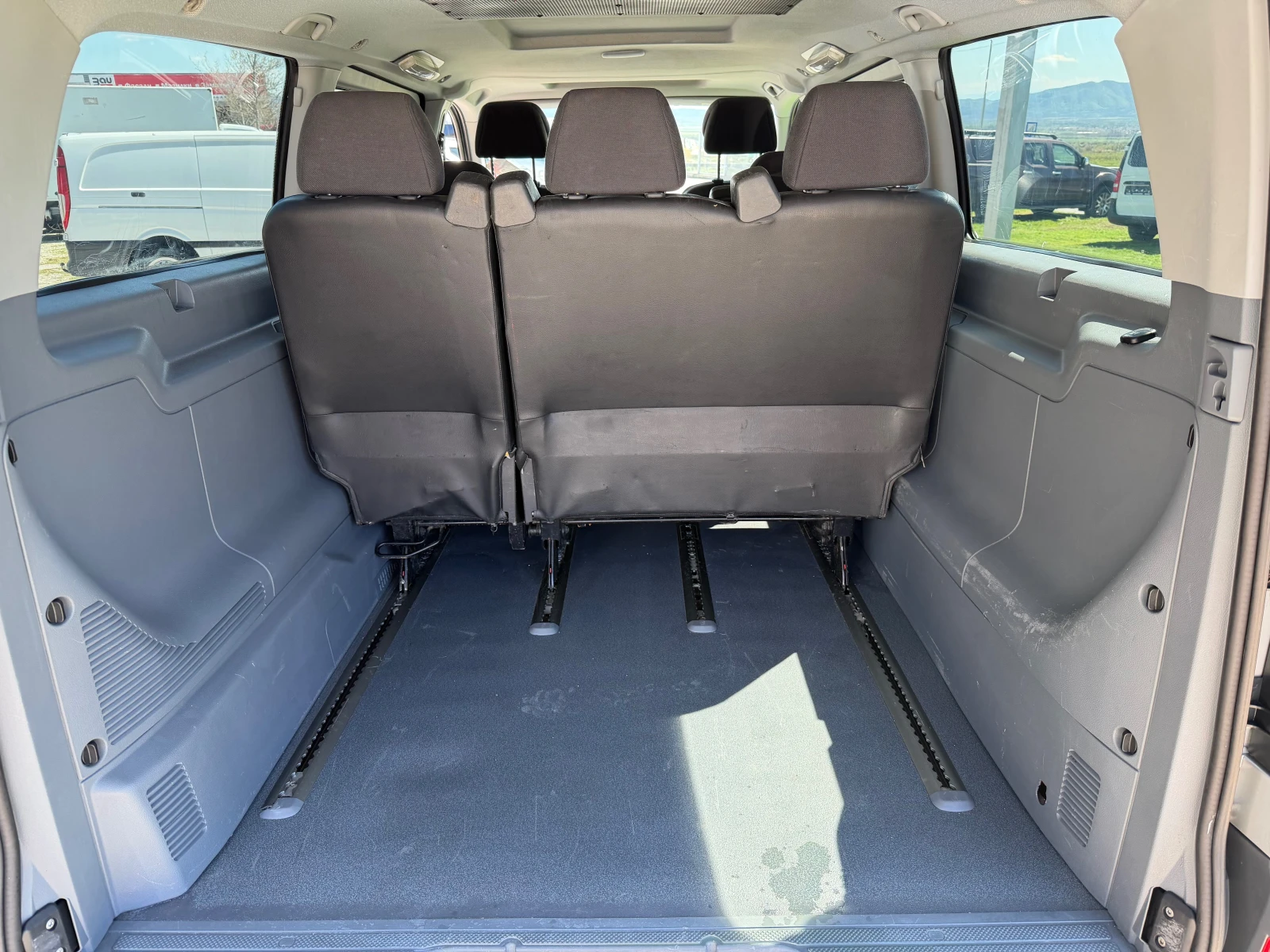 Mercedes-Benz Vito 115 CDI 4X4 Long 8 Места, снимка 9 - Бусове и автобуси - 54137165