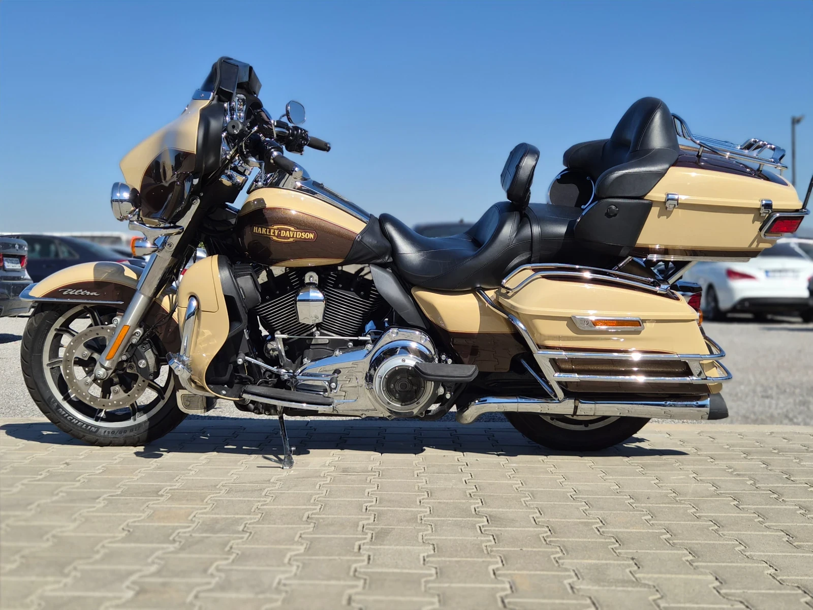 Harley-Davidson Electra Glide Classic FLHTCU 2014 година НОВИ ГУМИ
