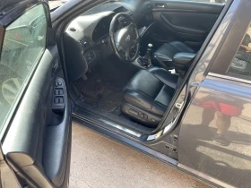 Toyota Avensis 2.2 D-Cat, снимка 5