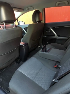 Toyota Avensis 2.0 D4D, снимка 16