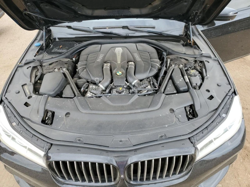 BMW 750 I, снимка 11 - Автомобили и джипове - 47639046