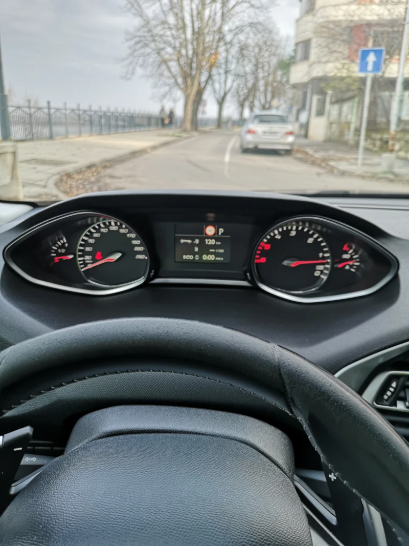 Peugeot 308, снимка 11 - Автомобили и джипове - 48562759