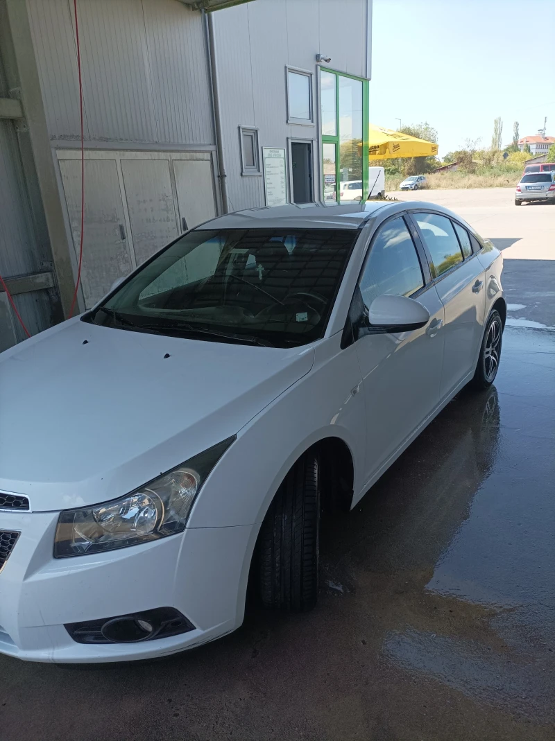 Chevrolet Cruze, снимка 4 - Автомобили и джипове - 48487773