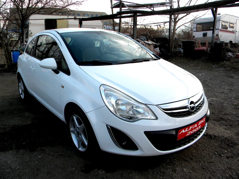 Opel Corsa 1.2* COSMO* FACE LIFT* КАТО НОВА* EURO5B, снимка 3 - Автомобили и джипове - 49130428