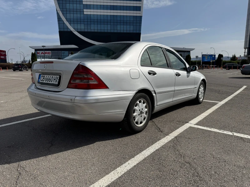 Mercedes-Benz C 220 CDI automatic, снимка 4 - Автомобили и джипове - 49507611