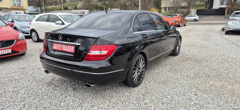 Mercedes-Benz C 350 3.5-306кс.4Х4 AMG, снимка 6 - Автомобили и джипове - 49816411