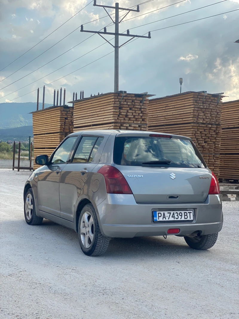 Suzuki Swift, снимка 4 - Автомобили и джипове - 52415356