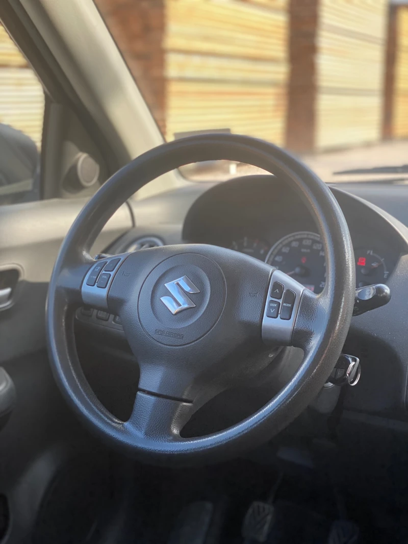 Suzuki Swift, снимка 8 - Автомобили и джипове - 52415356