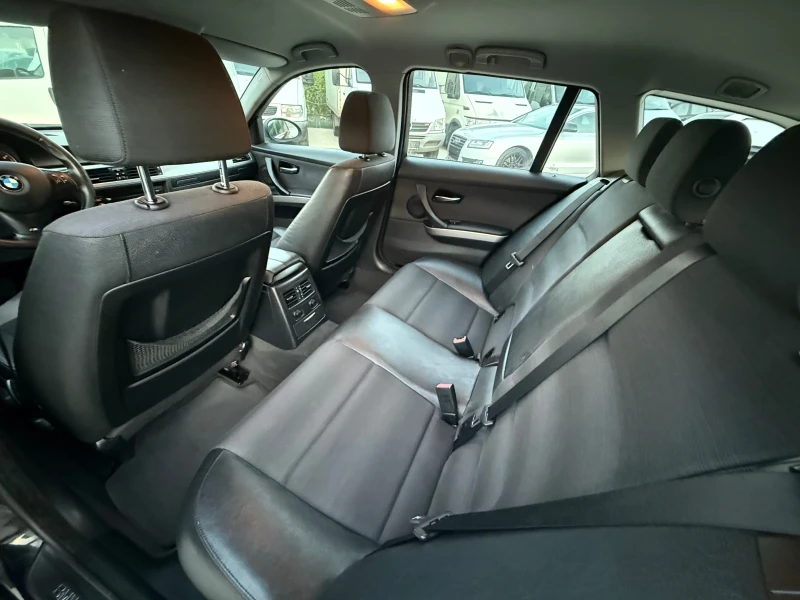 BMW 318 2.0D 143К.С. ЛИЗИНГ, снимка 12 - Автомобили и джипове - 51536990