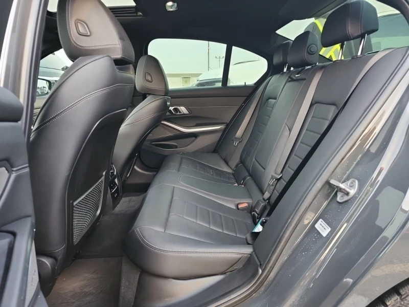 BMW 340 * M340I XDRIVE * CARFAX * БЕЗ ПЪРВОНАЧАЛНА ВНОСКА, снимка 13 - Автомобили и джипове - 53089383