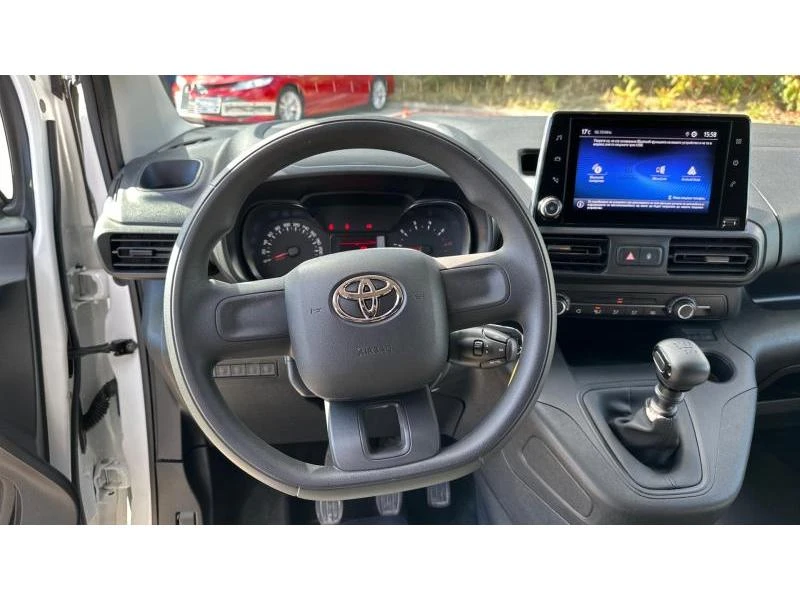 Toyota Proace City, снимка 9 - Автомобили и джипове - 47507835