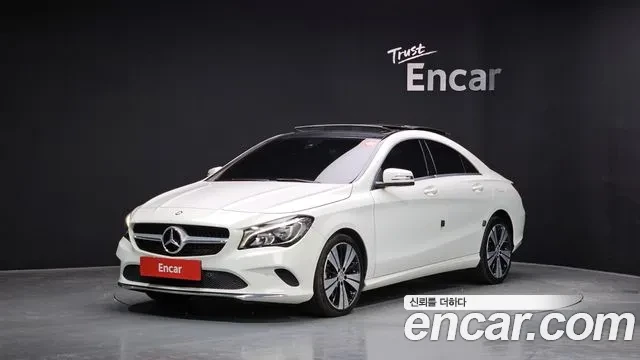 Mercedes-Benz CLA 250 4 Matic 