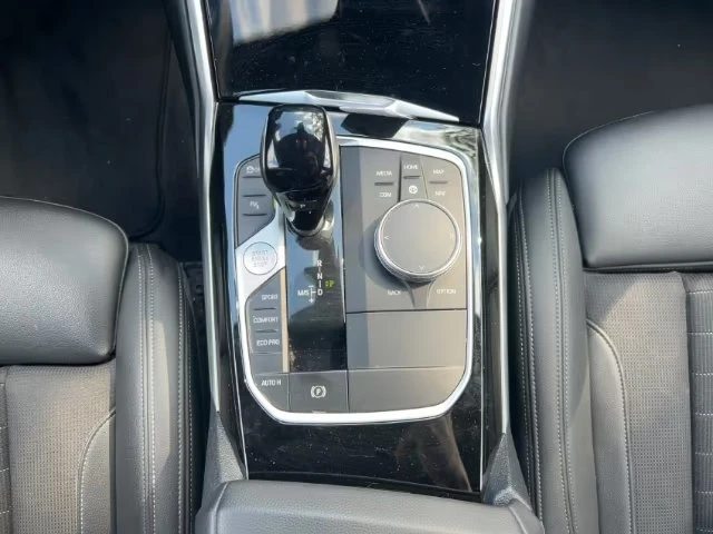 BMW 330 d/286HP/LED/CAM/NAVI/KLESS/653z, снимка 12 - Автомобили и джипове - 55443387