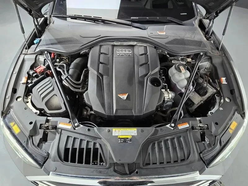 Audi A8, снимка 5 - Автомобили и джипове - 56689701