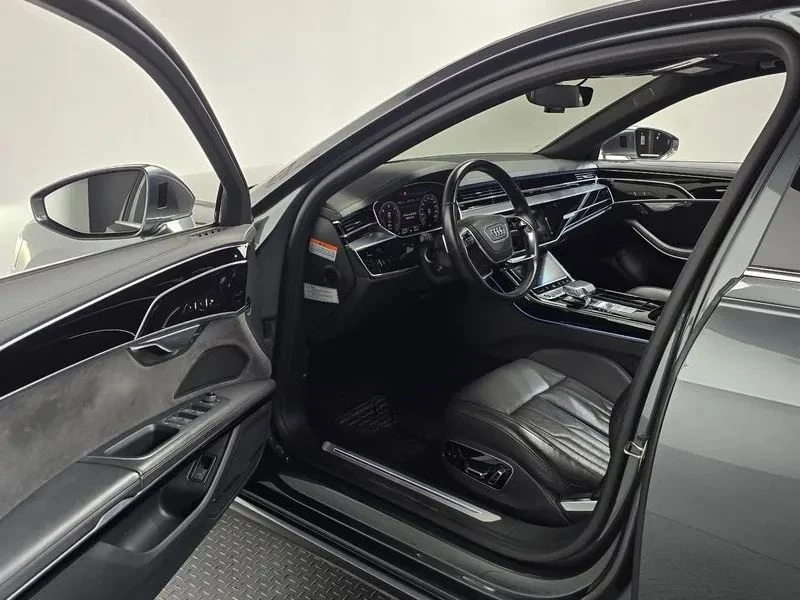 Audi A8, снимка 9 - Автомобили и джипове - 56689701