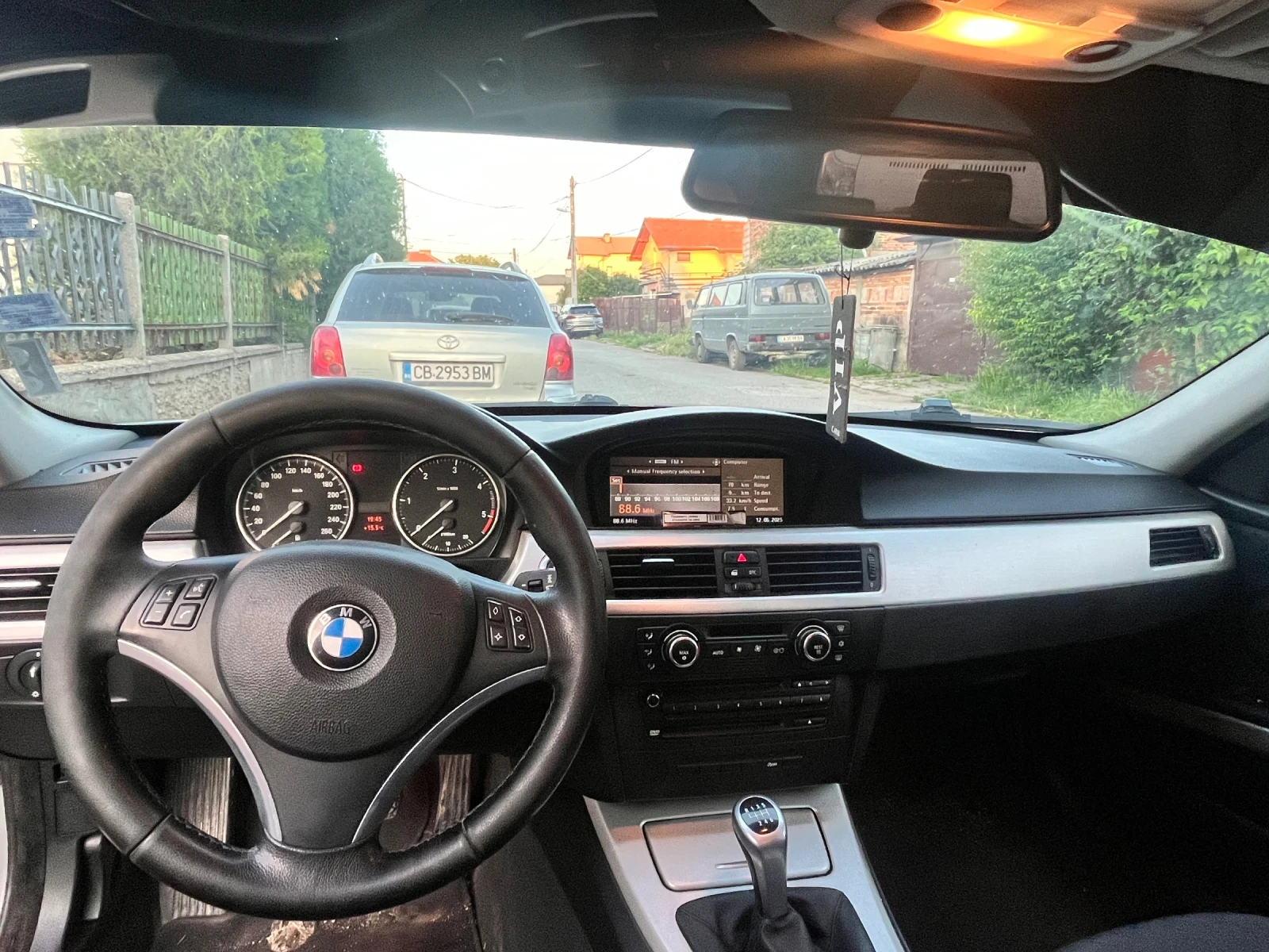 BMW 320 320 - изображение 5