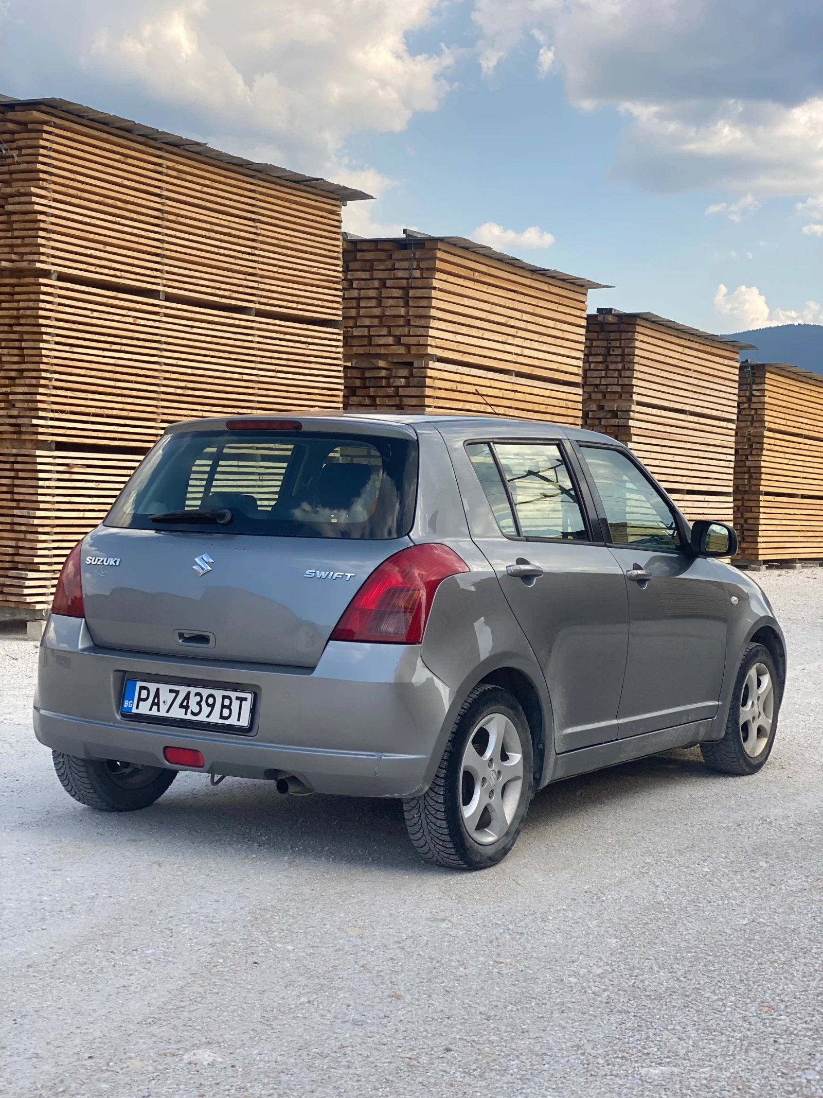 Suzuki Swift  - изображение 5