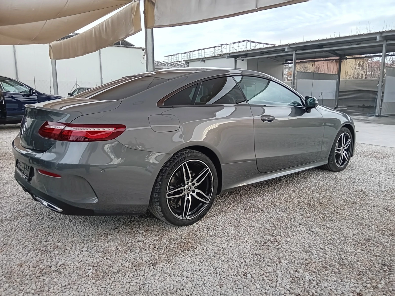 Mercedes-Benz E 400 AMG/4 MATIC/designo/ COUPE, снимка 5 - Автомобили и джипове - 54330930