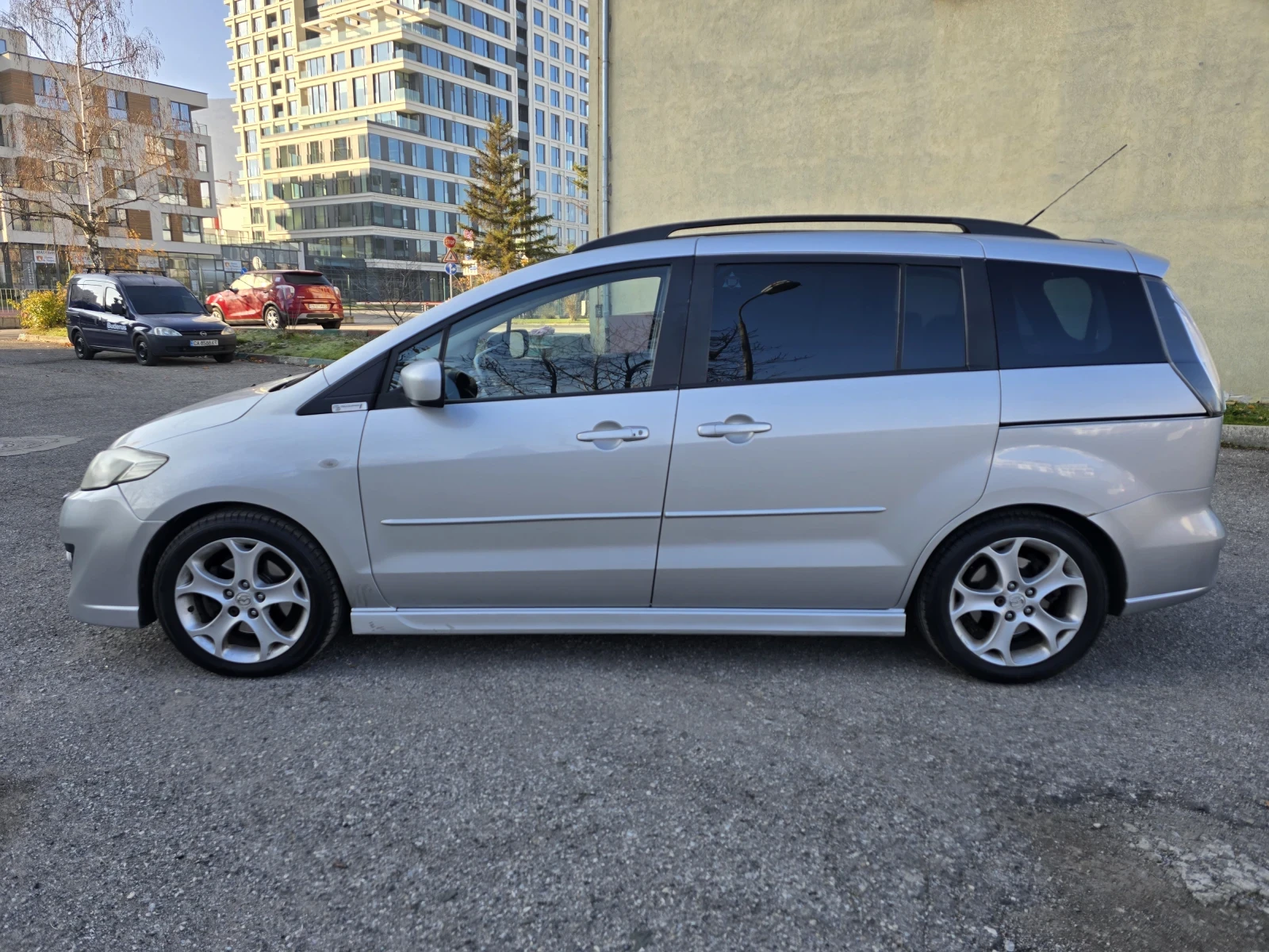Mazda 5 2.0 TDI - 7 местна - изображение 5