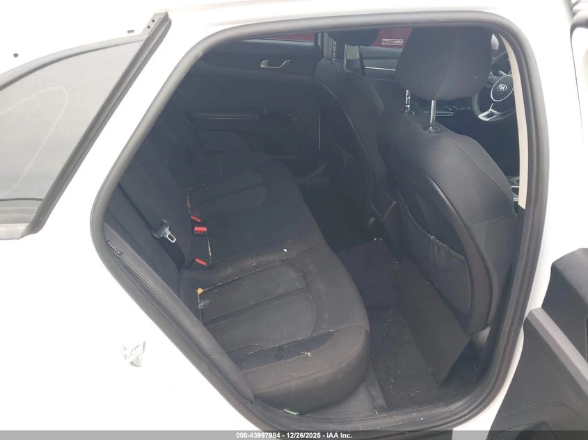 Kia K5 1.6L I-4 DI, DOHC, VVT, TURBO, 180HP Front Wheel | Mobile.bg � ����������� 8