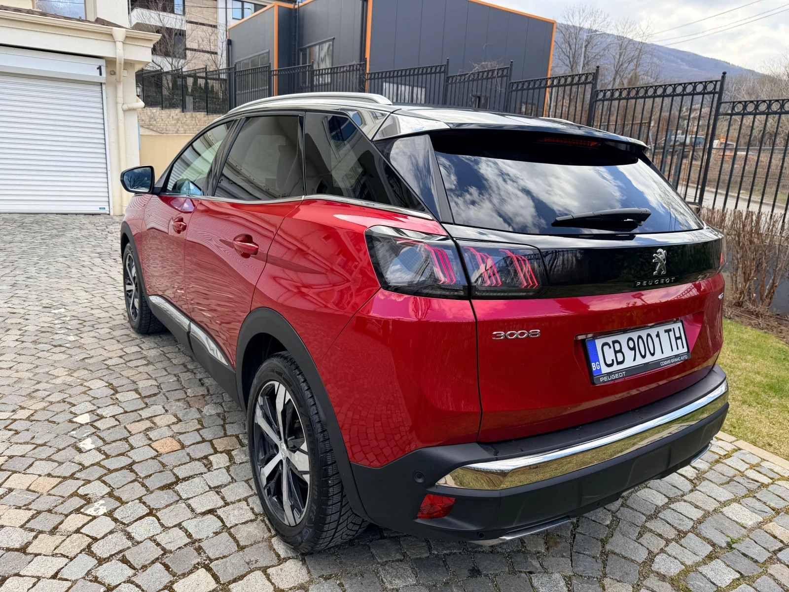 Peugeot 3008 GT, снимка 4 - Автомобили и джипове - 54131525
