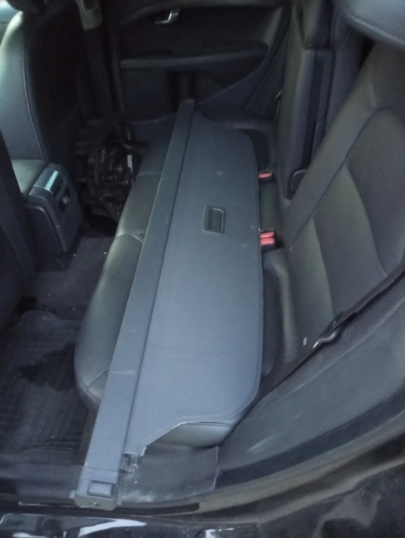 Volvo V70, снимка 12 - Автомобили и джипове - 54315439