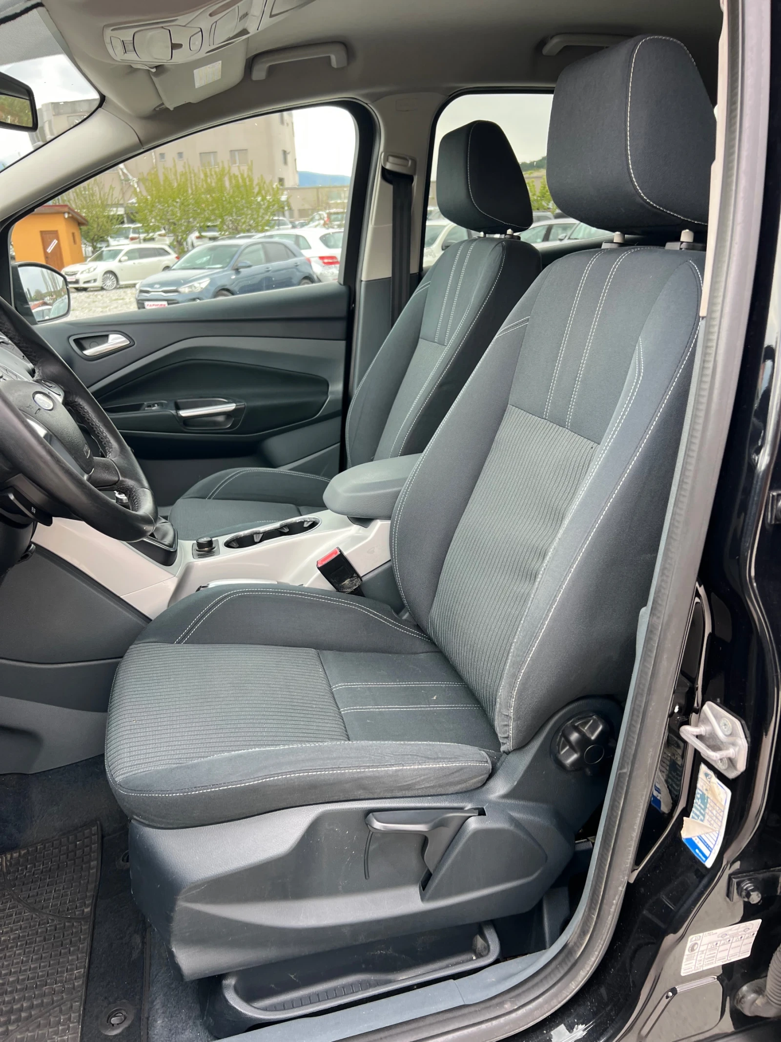 Ford C-max 1.6CDTI TITANIUM!!, снимка 9 - Автомобили и джипове - 54427927