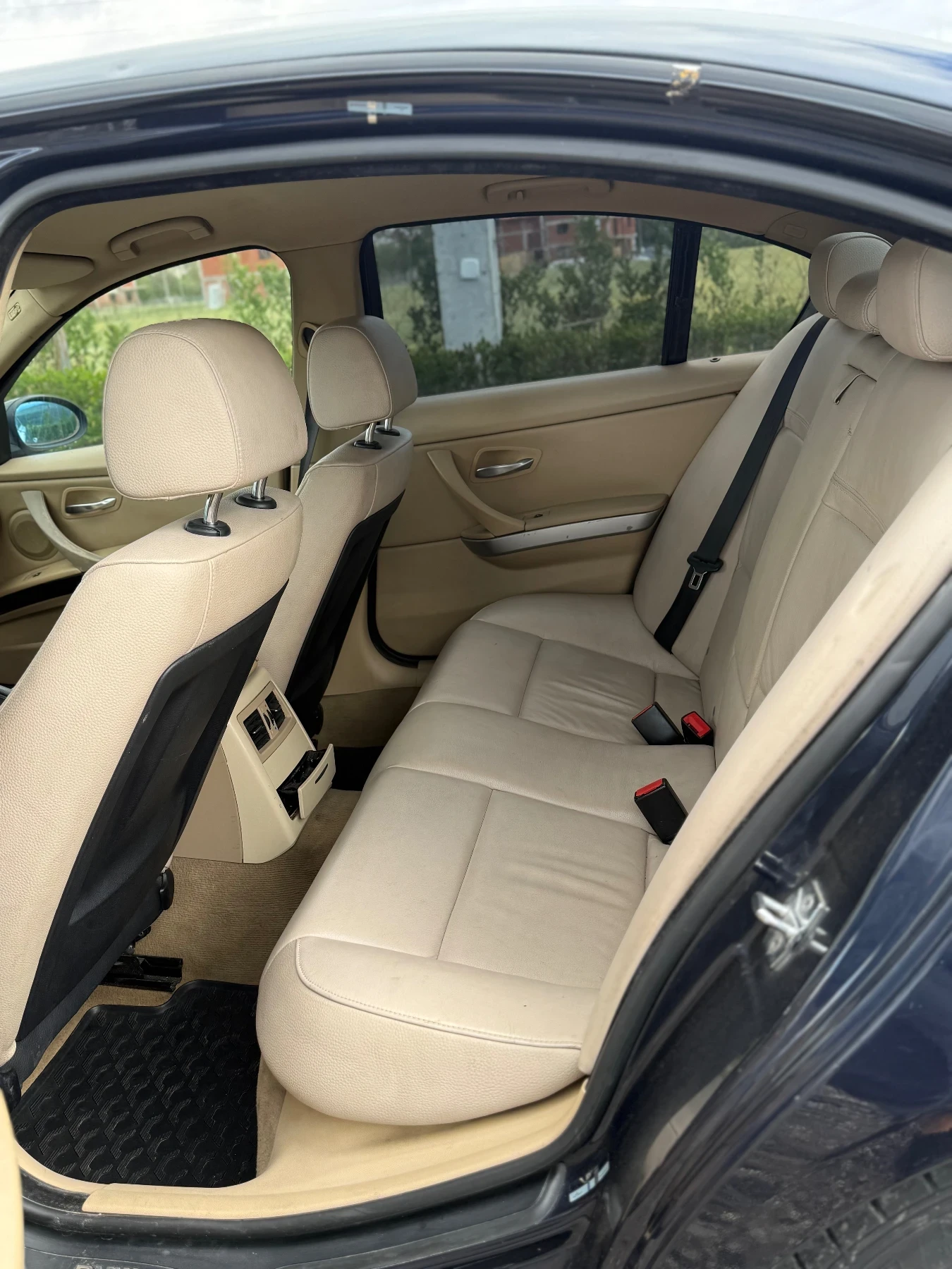 BMW 330 D TOP!, снимка 8 - Автомобили и джипове - 54583609