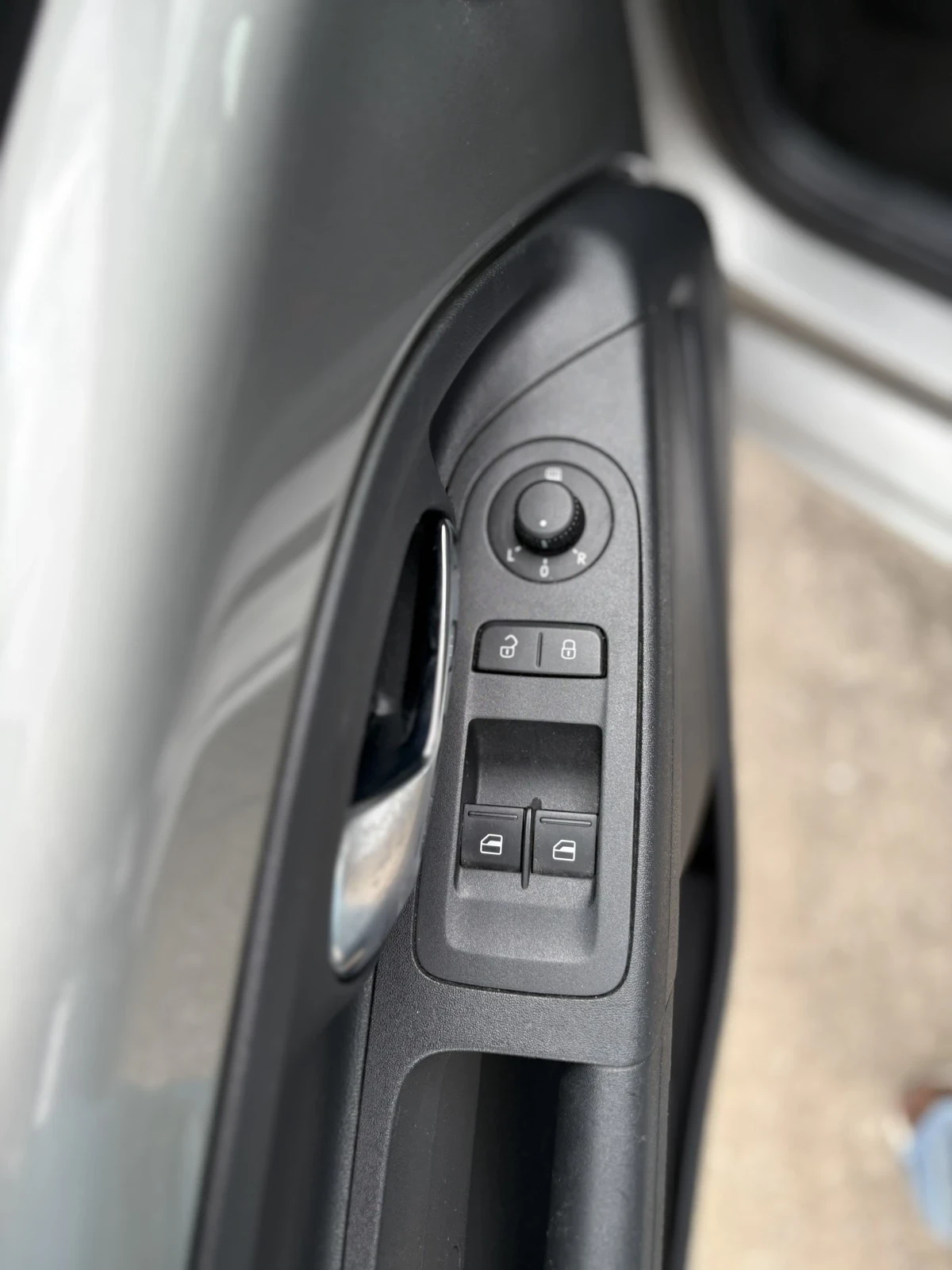 VW Up, снимка 9 - Автомобили и джипове - 54631843