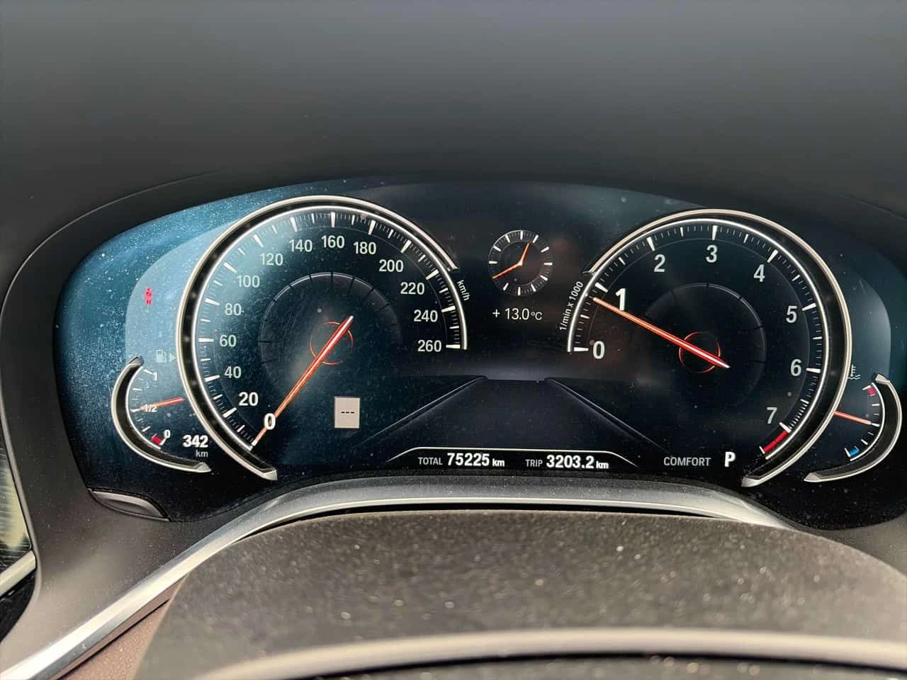BMW 750 *  xDrive * CARFAX * H/K * ОБДУХВАНЕ * 360, снимка 8 - Автомобили и джипове - 54647767