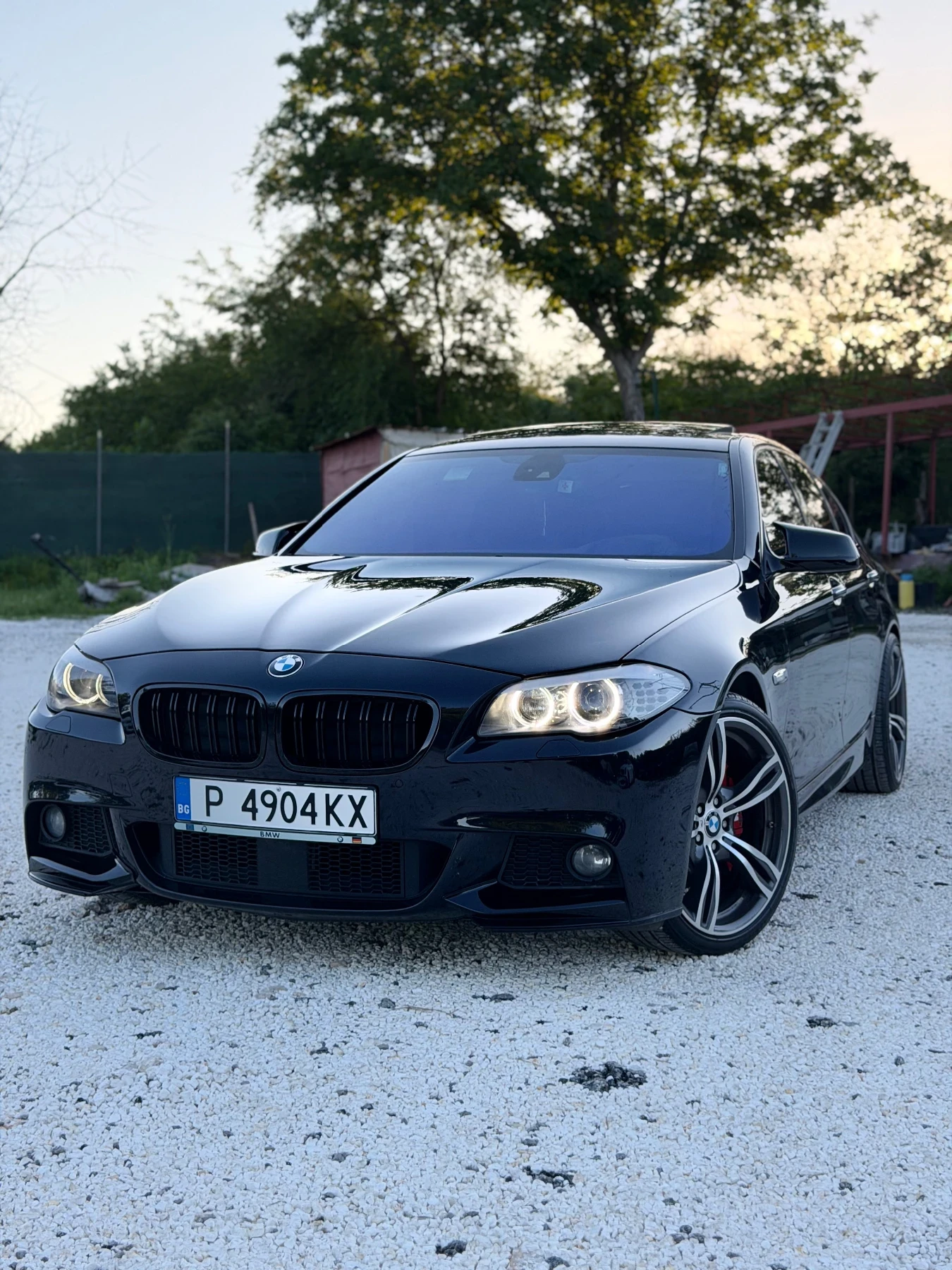 BMW 535 D x-Drive 313 / HEAD UP / CARPLAY, снимка 3 - Автомобили и джипове - 54685313