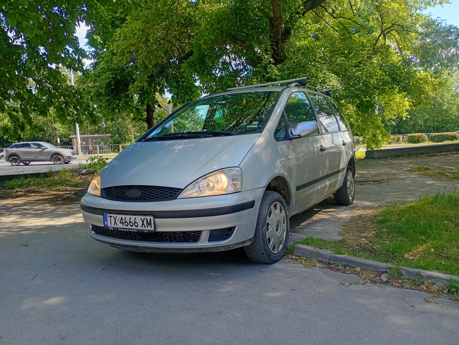 Ford Galaxy 2.3 Газ/Бензин 6+ 1 Климатик