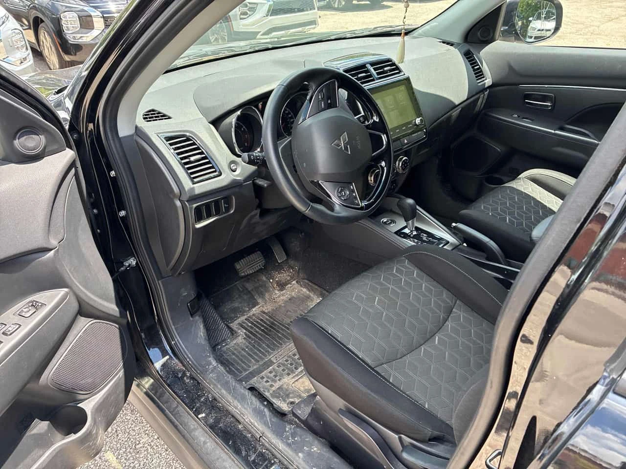 Mitsubishi RVR AWC| ПОДГРЕВИ| ЗАДНА КАМЕРА| ПАНОРАМА| , снимка 7 - Автомобили и джипове - 54942530