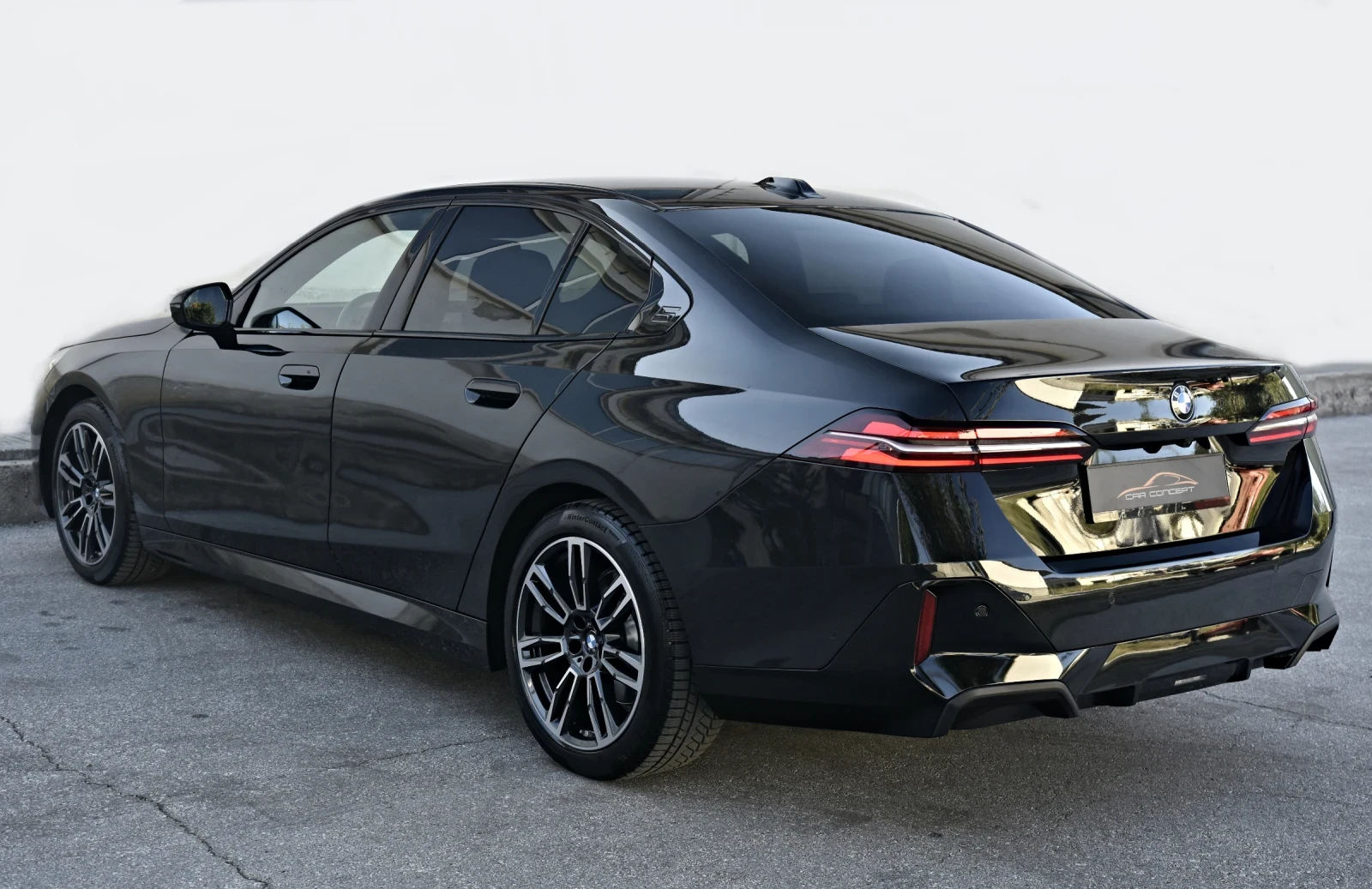 BMW 520 D M-SPORT(PRO) LASER EXCLUSIVE SHADOW LINE, снимка 6 - Автомобили и джипове - 55497203
