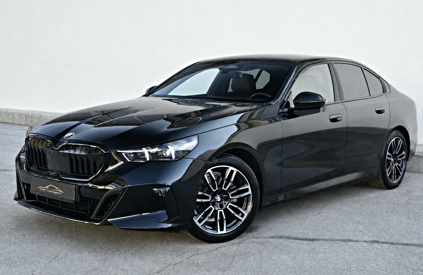 BMW 520 D M-SPORT(PRO) LASER EXCLUSIVE SHADOW LINE