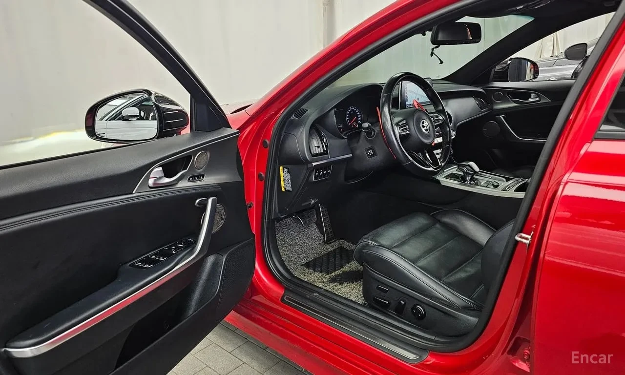 Kia Stinger * 2.2 Diesel AWD * 360 * ДИСТРОНИК * ОБДУХВАНЕ *  , снимка 10 - Автомобили и джипове - 55922030